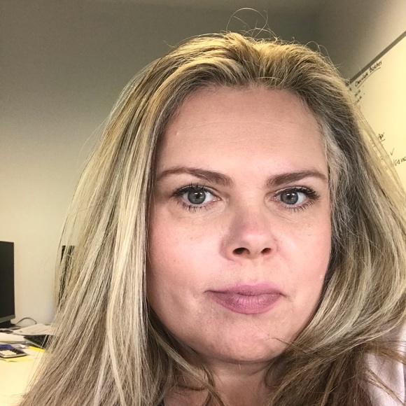 Meet your Posher, Renata - Picture 1 of 1